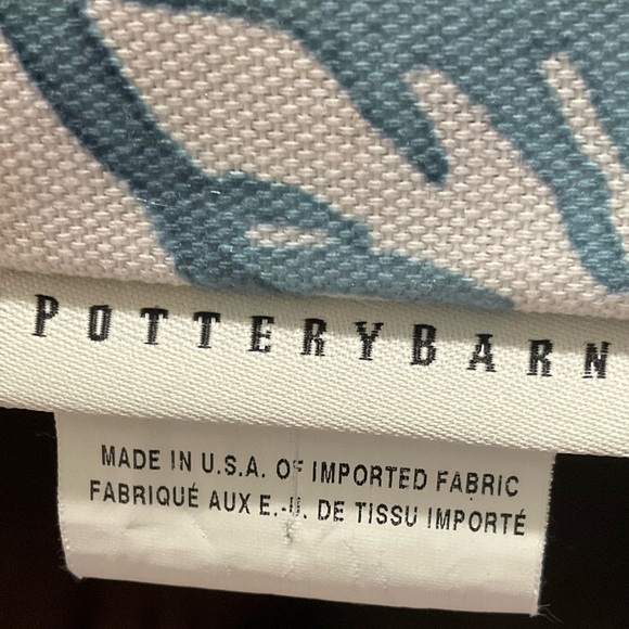 POTTERY BARN COASTAL STYLE RECTANGULAR LUMBAR TOSS PILLOW UNDER THE SEA BEACHY - Picture 4 of 6